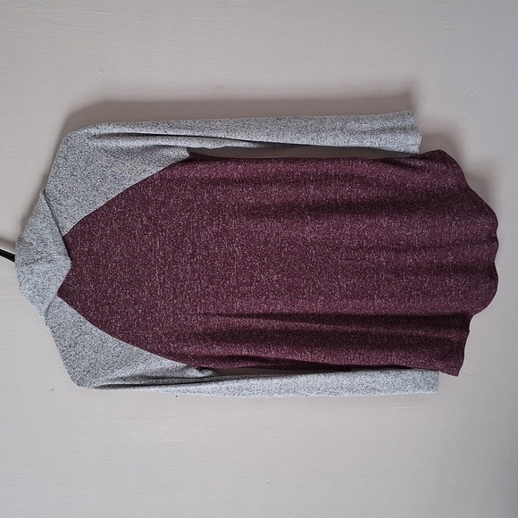 Warehouse One Layered Front Top - Picture 3 of 3